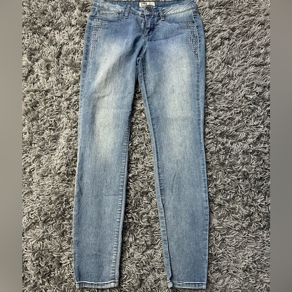 lei Pants - Silver Studded Skinny Jeans